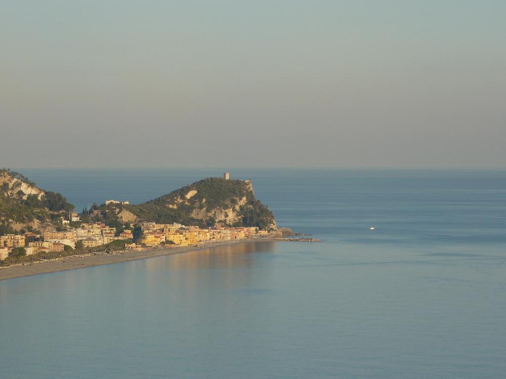 Villa Degli Ulivi B&B 피날레리구레 객실 사진